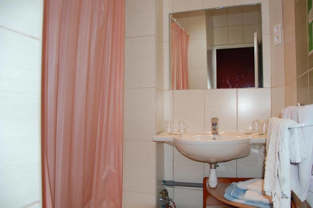 Hotel Louvre Vincenette لورد المظهر الخارجي الصورة